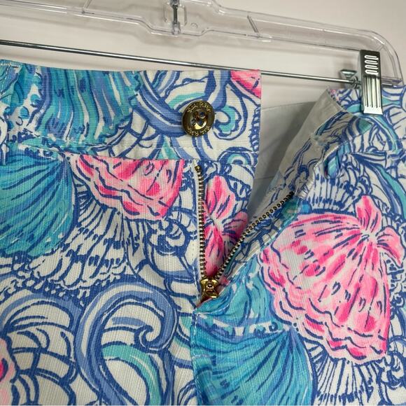 Lilly Pulitzer shorts Women's size 6 Walsh seashell Blue Heaven - Picture 2 of 11